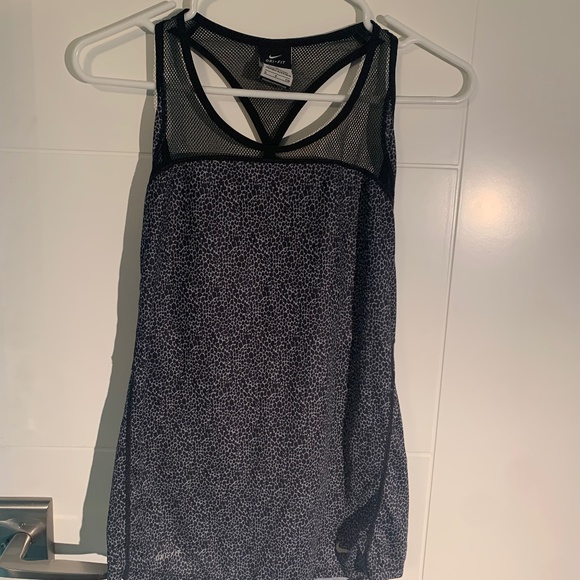 Nike Tank Top Dri-Fit - Picture 2 of 4